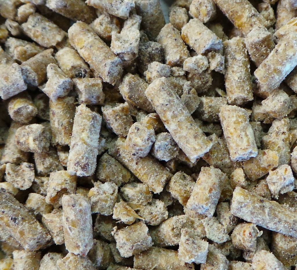 bulk 20kg bag marron/yabby food - woodvale fish & lily