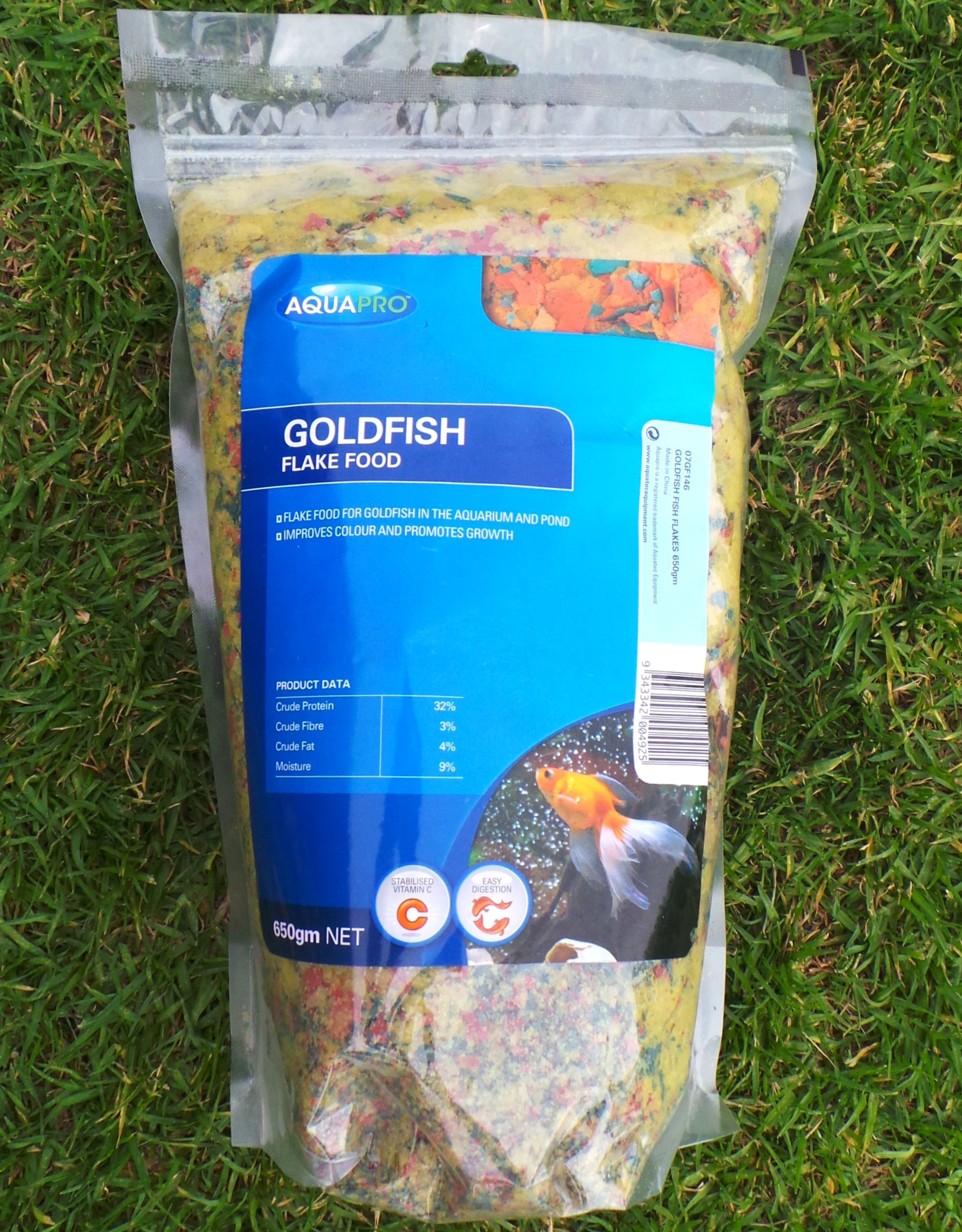 flakes-650g-bag-woodvale-fish-lily-farm-perth